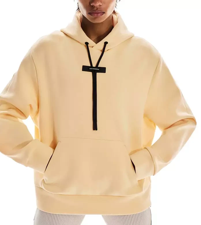 On Women's Focus Tech Hoodie